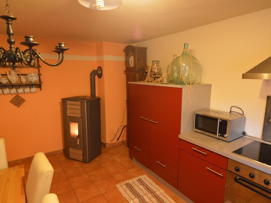 Charming Holiday Home In Neumagen Dhron 외부 사진